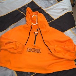 Aaliyah cropped hoodie (3x plus size) worn.